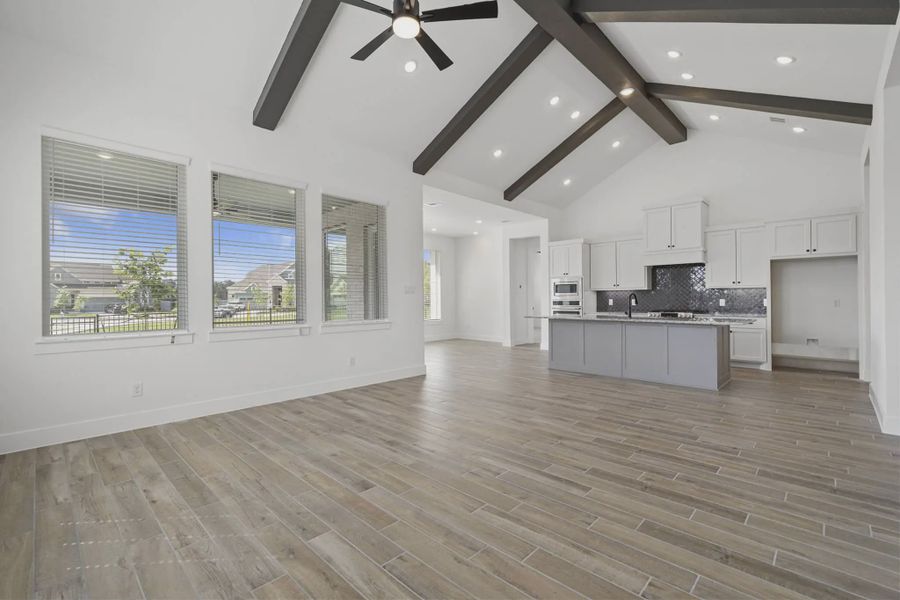 Representative unfurnished interior of a home built from the Malibu by Chesmar Homes in Fulshear Lakes, Fulshear (Image 25).