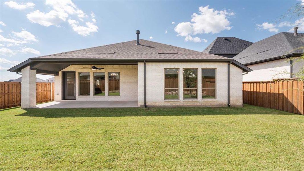 Exterior details and patio area of a home in Mosaic 50', Celina (Image 2). Exterior details and patio area of a home in Mosaic 50', Celina (Image 2).