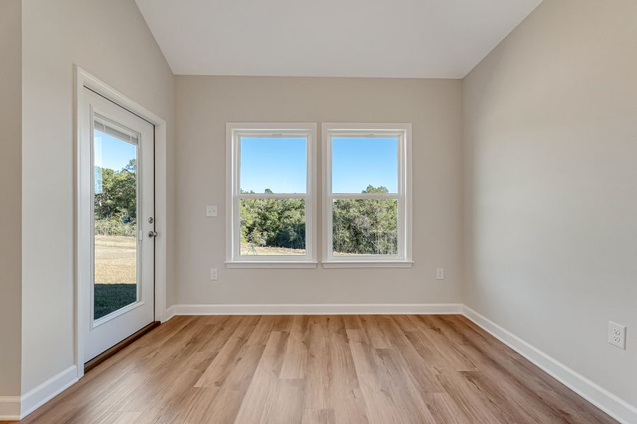Spacious, unfurnished interior of a new home in Blossom Grove, Crestview (Image 41).