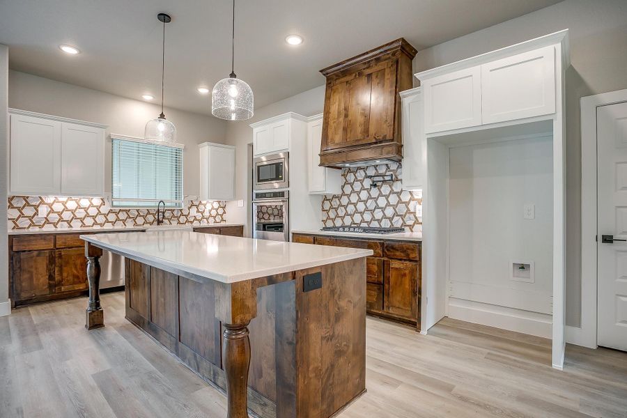 Representative furnished interior of a home built from the Ashwood Court House by Trinity Classic Homes in Zion Trails, Poolville (Image 3). Representative furnished interior of a home built from the Ashwood Court House by Trinity Classic Homes in Zion Trails, Poolville (Image 3).