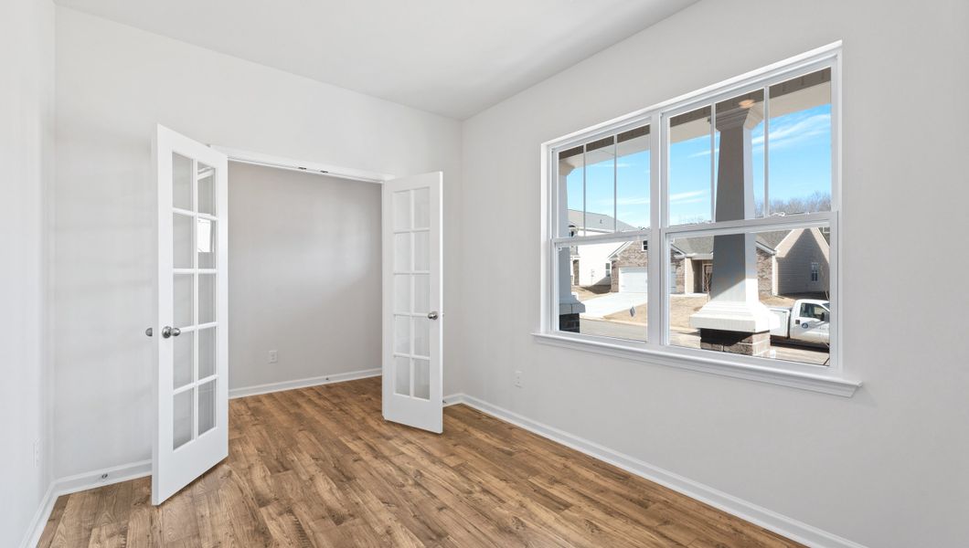 Representative unfurnished interior of a home built from the Wilmington by D.R. Horton in Forest Brook, Easley (Image 15).