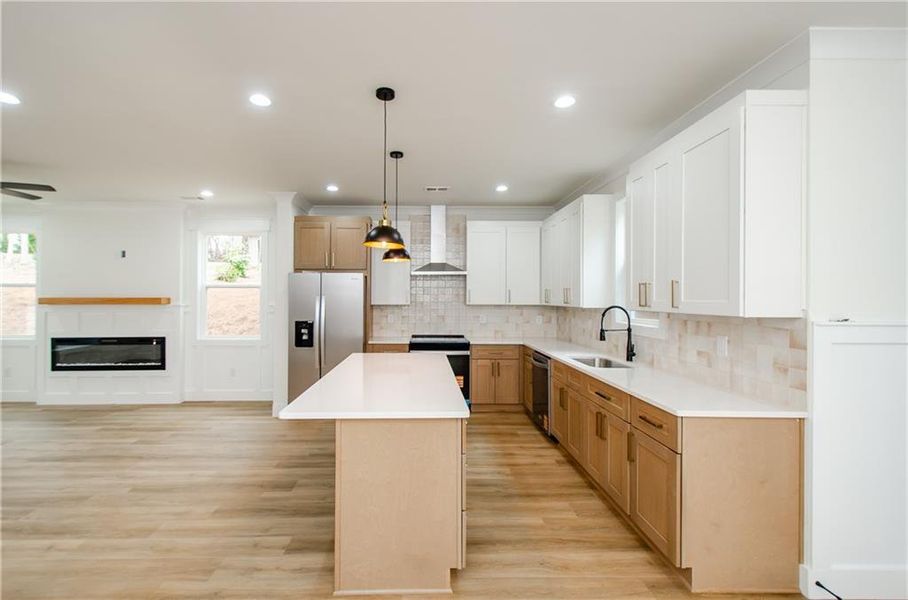 Furnished interior view inside a new home in , Gainesville (Image 5).