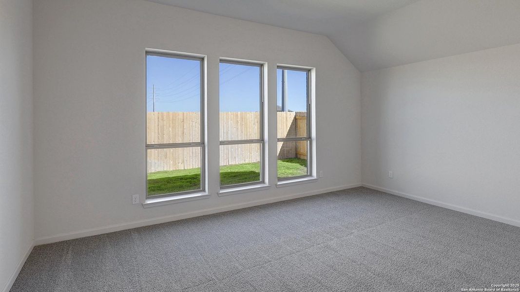 Spacious, unfurnished interior of a new home in Haby Hill 50', San Antonio (Image 20).