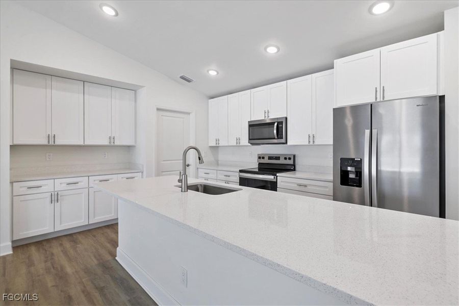 Furnished interior view inside a new home in Cape Coral, Cape Coral (Image 12).