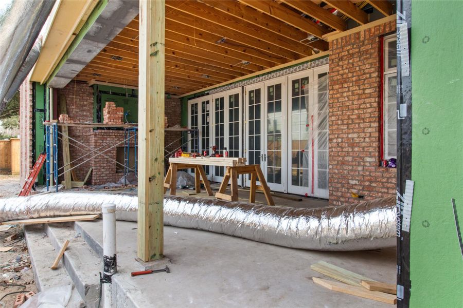 Image 33 of a home in .