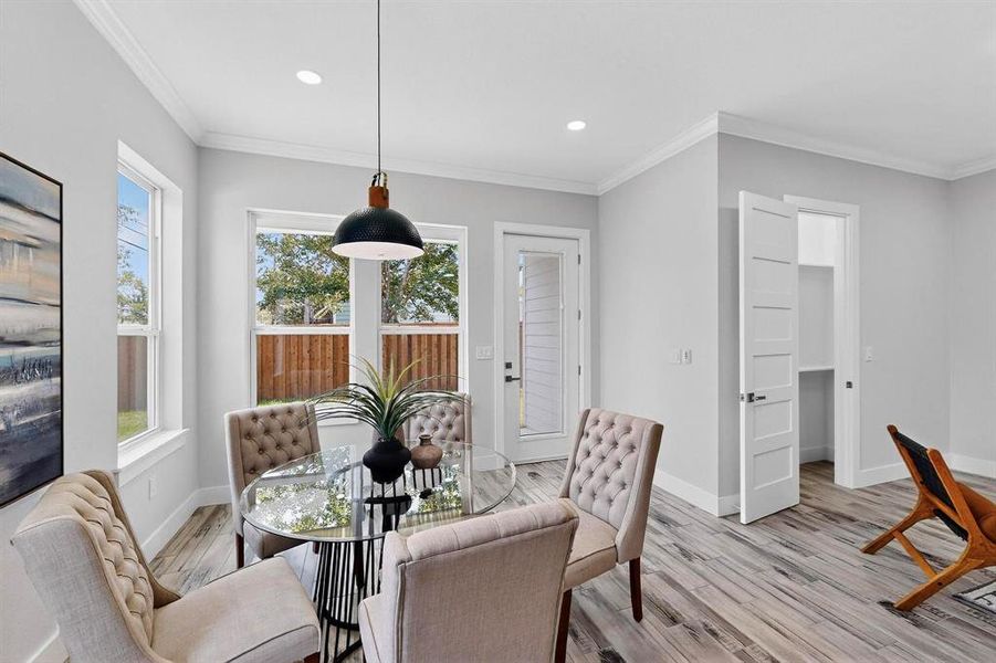 Furnished interior view inside a new home in , Dallas (Image 17). Furnished interior view inside a new home in , Dallas (Image 17).