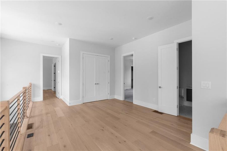 Spacious, unfurnished interior of a new home in , Atlanta (Image 21).
