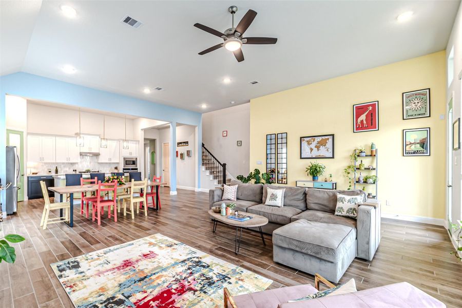 Furnished interior view inside a new home in Bridgeland: Heritage Collection, Cypress (Image 16). Furnished interior view inside a new home in Bridgeland: Heritage Collection, Cypress (Image 16).