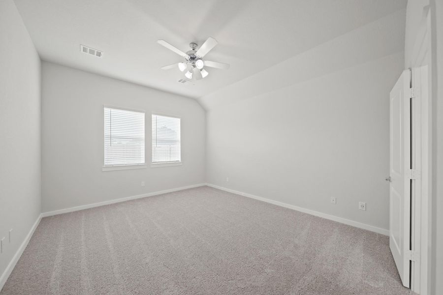 Spacious, unfurnished interior of a new home in Hunters Creek, Baytown (Image 10). Spacious, unfurnished interior of a new home in Hunters Creek, Baytown (Image 10).