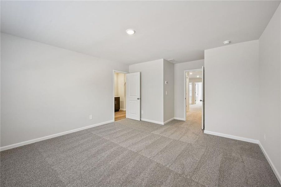 Spacious, unfurnished interior of a new home in , Conyers (Image 34).