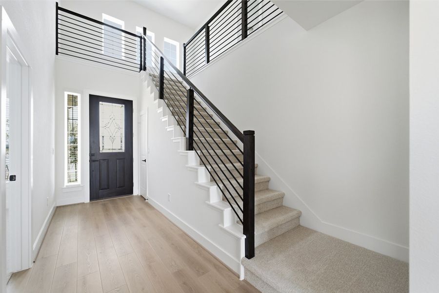 Spacious, unfurnished interior of a new home in Santa Rita Ranch, Liberty Hill (Image 22). Spacious, unfurnished interior of a new home in Santa Rita Ranch, Liberty Hill (Image 22).
