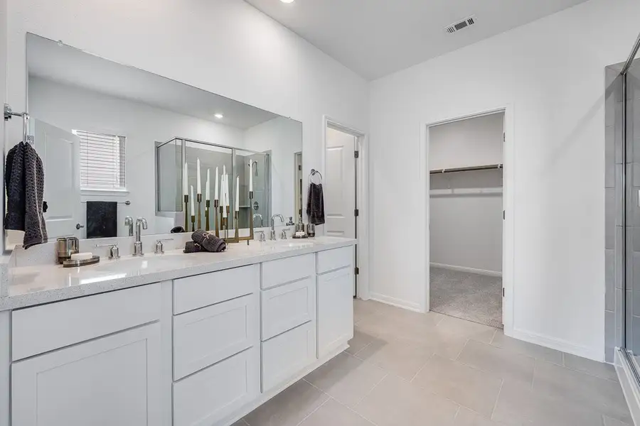 Representative furnished interior of a home built from the Wren by Taylor Morrison in Emory Crossing 50s, Hutto (Image 10).