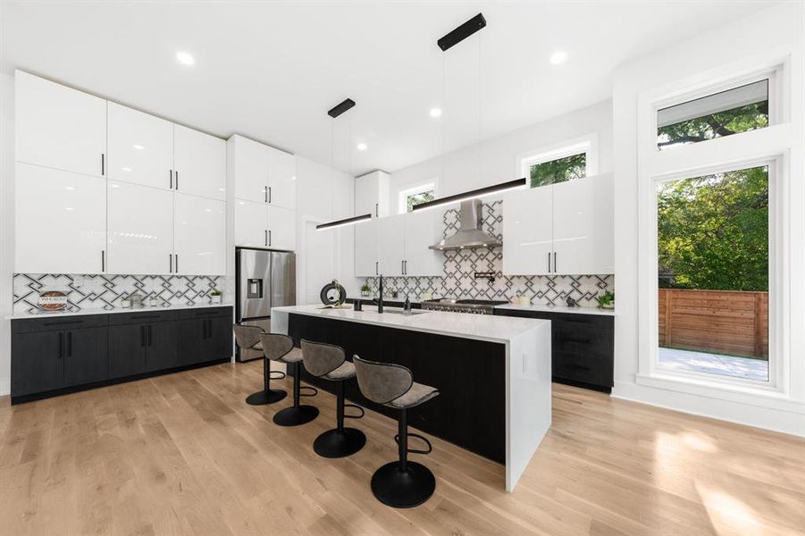 Furnished interior view inside a new home in , Dallas (Image 4).