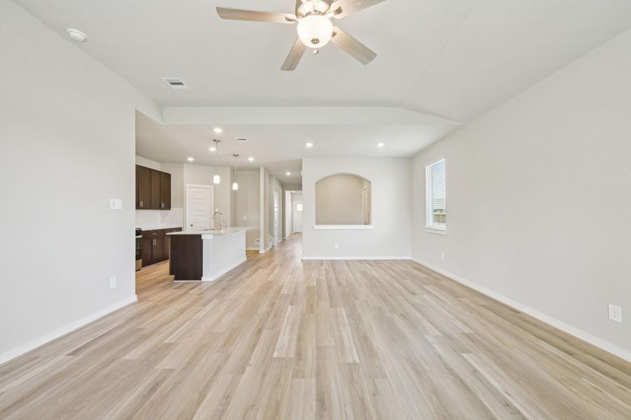 Spacious, unfurnished interior of a new home in Sundance Cove - Premier Series, Crosby (Image 29).