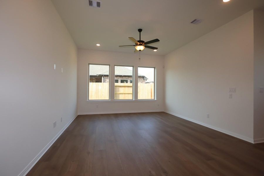 Spacious, unfurnished interior of a new home in Escondido - Terrace Collection, Magnolia (Image 29).