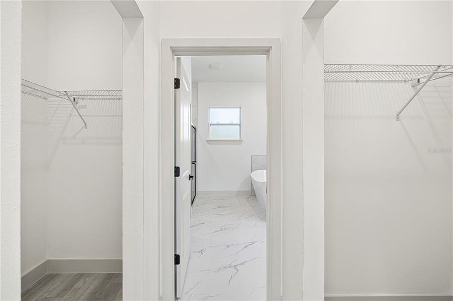 Spacious, unfurnished interior of a new home in , Port Charlotte (Image 30).