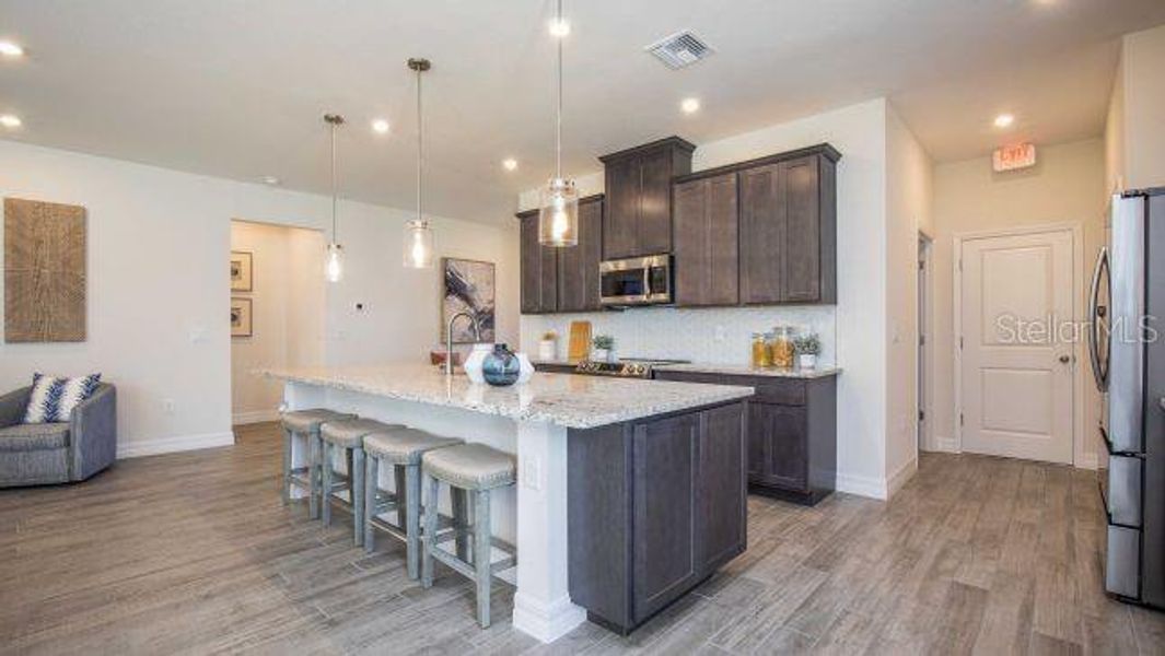Furnished interior view inside a new home in Ormond & Daytona Beach, Ormond Beach (Image 10).