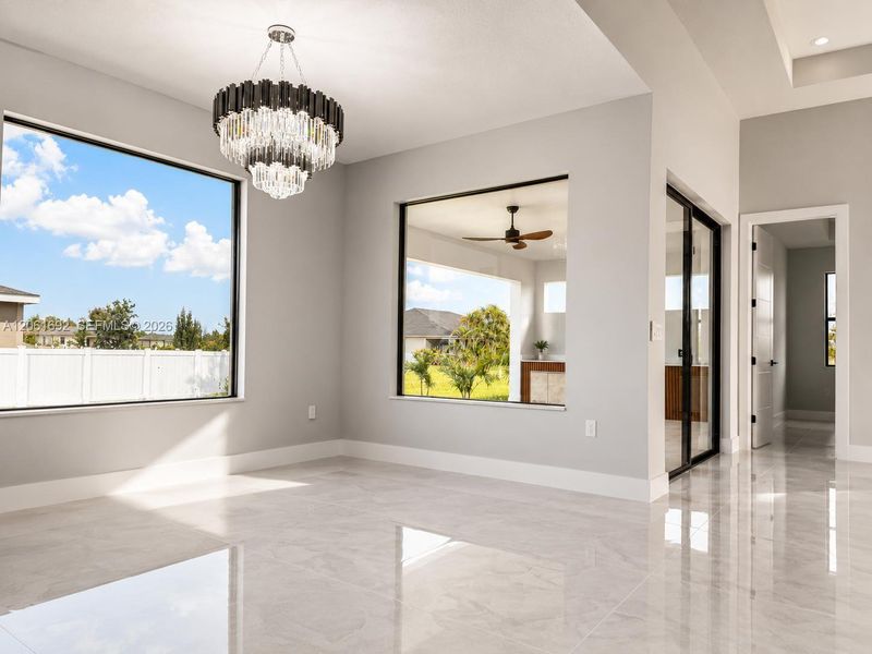 Spacious, unfurnished interior of a new home in , Cape Coral (Image 18).