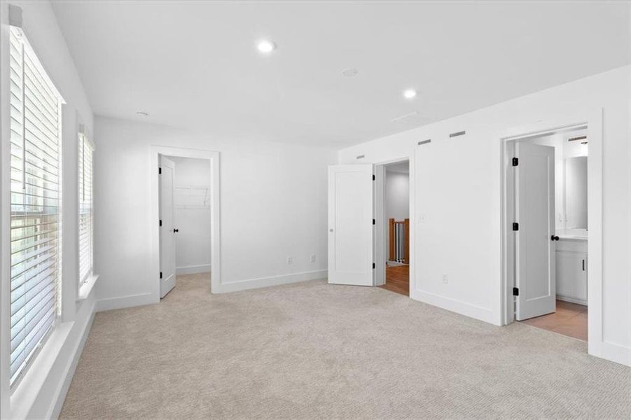 Spacious, unfurnished interior of a new home in , Decatur (Image 23).