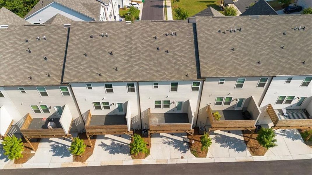 Image 33 of a home in .