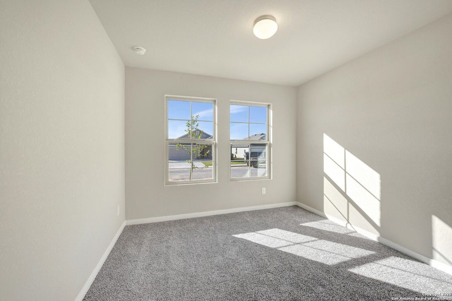 Spacious, unfurnished interior of a new home in Greenspoint Heights, Seguin (Image 18).