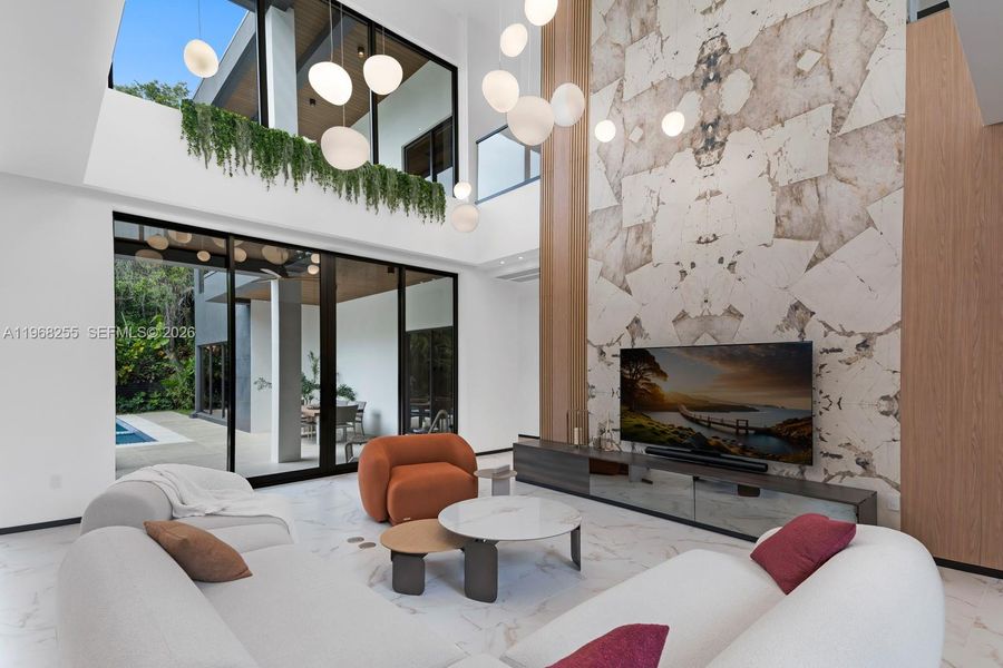 Community amenities in , Miami (Image 59).