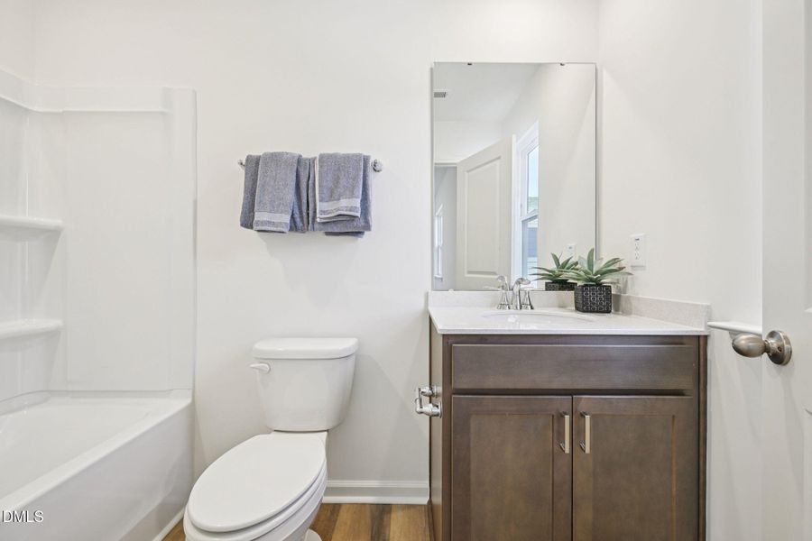 21-web-or-mls-2210 Rabbitbrush St.-S0204