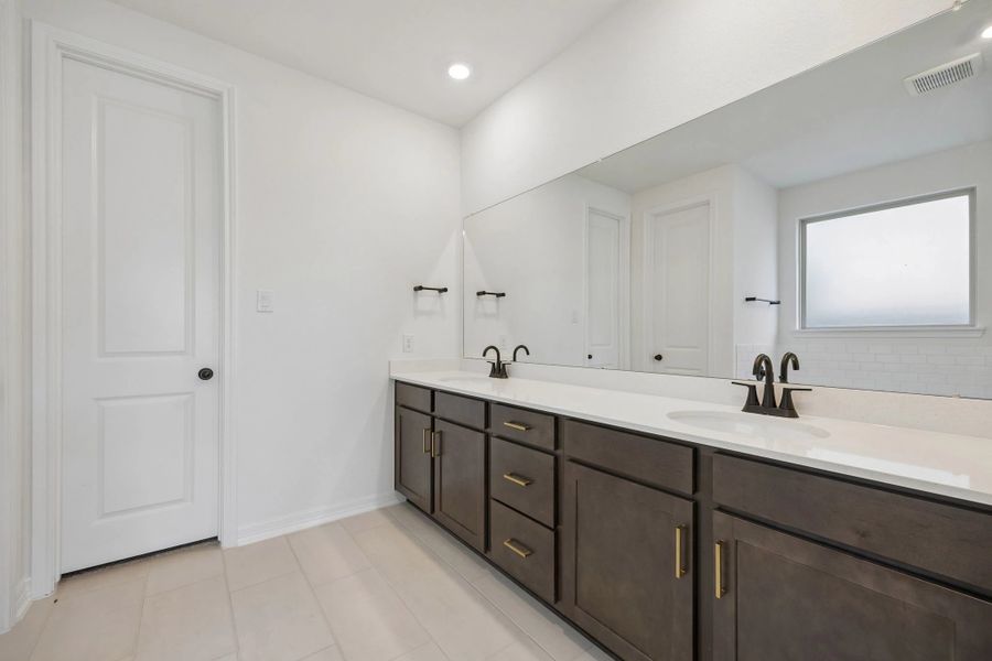 Furnished interior view inside a new home in Austin Point, Richmond (Image 7).