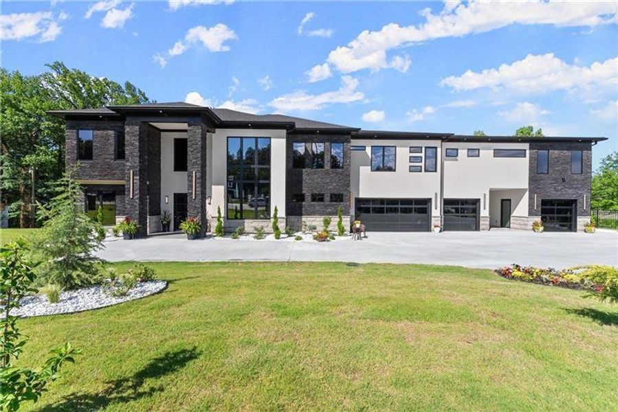 Image 136 of a home in .