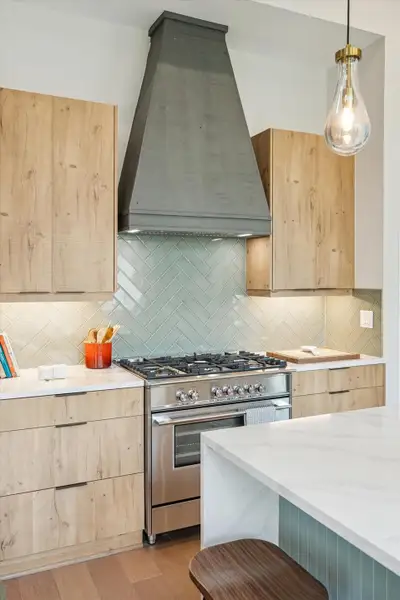 Image 43 of a home in .