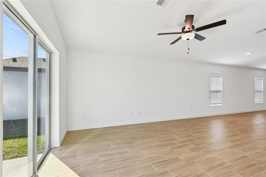 Spacious, unfurnished interior of a new home in Trilby Crossing, Brooksville (Image 7). Spacious, unfurnished interior of a new home in Trilby Crossing, Brooksville (Image 7).