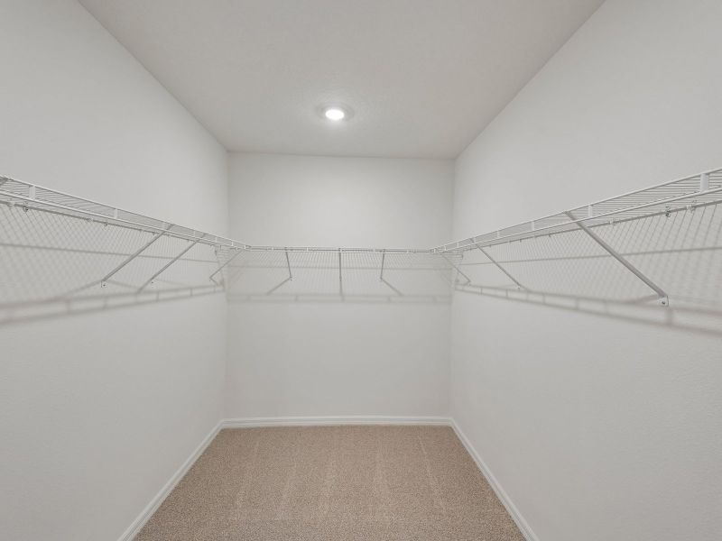Spacious, unfurnished interior of a new home in Salt Meadows - Classic Series, Parrish (Image 16).