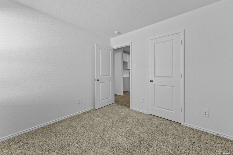 Spacious, unfurnished interior of a new home in Hickory Ridge, Elmendorf (Image 15).