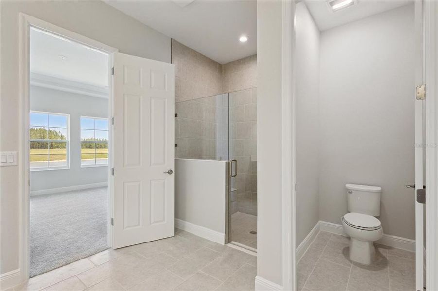 Spacious, unfurnished interior of a new home in Two Rivers, Zephyrhills (Image 18).