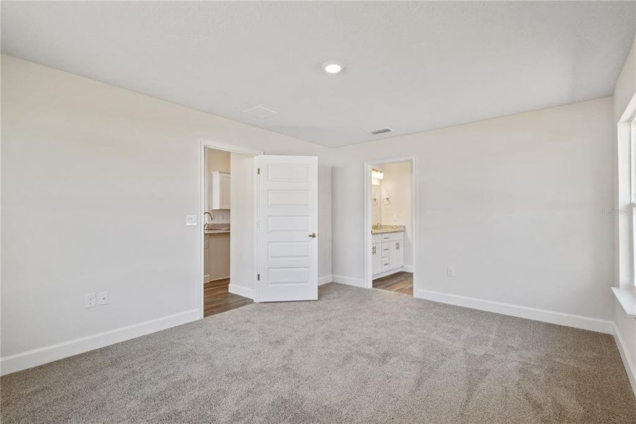 Spacious, unfurnished interior of a new home in The Preserve at Laurel Lake, Lake City (Image 20). Spacious, unfurnished interior of a new home in The Preserve at Laurel Lake, Lake City (Image 20).