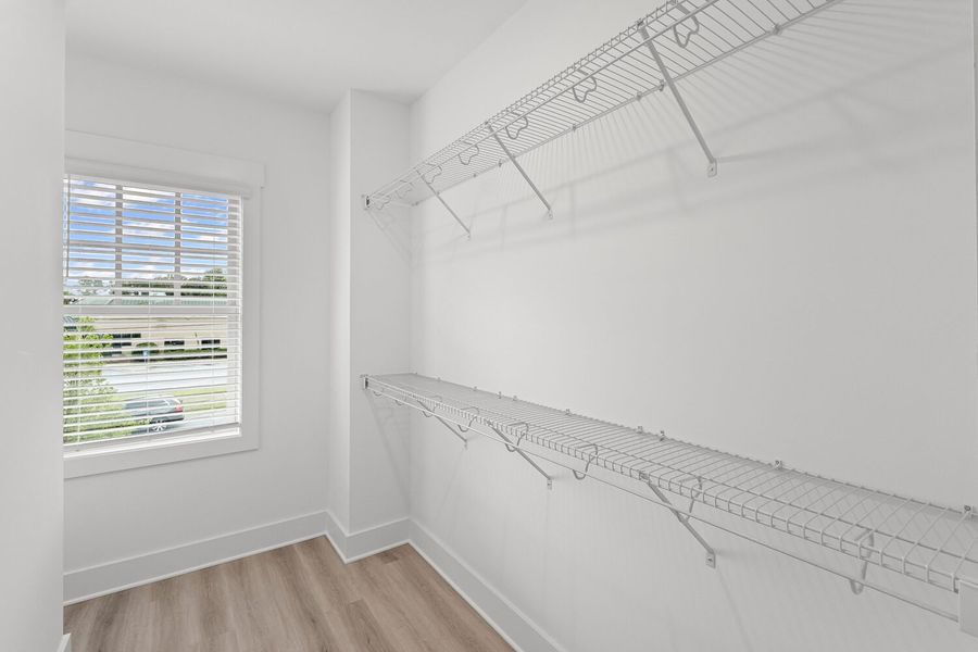 Representative unfurnished interior of a home built from the The Kensington by JW Collection in Devin's Shire, Kennesaw (Image 22).