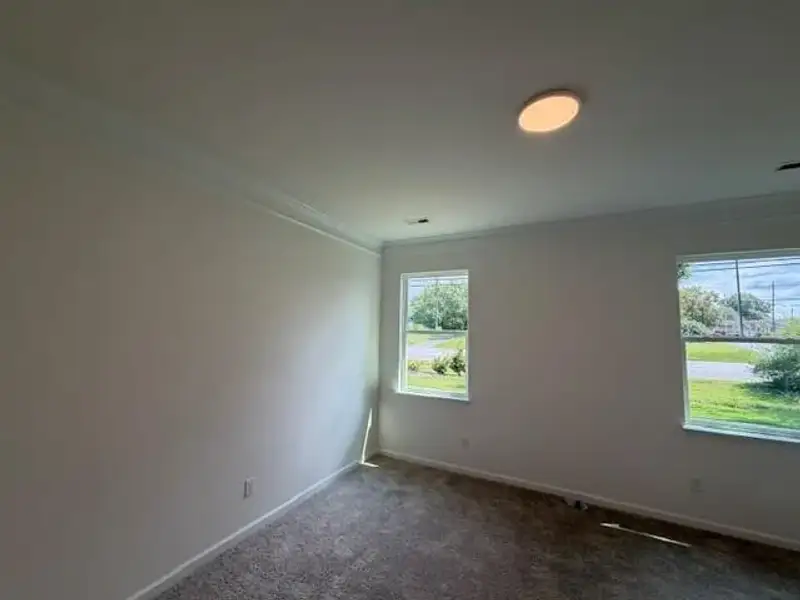 Image 18 of a home in Riverbrooke Townhomes. Image 18 of a home in Riverbrooke Townhomes.