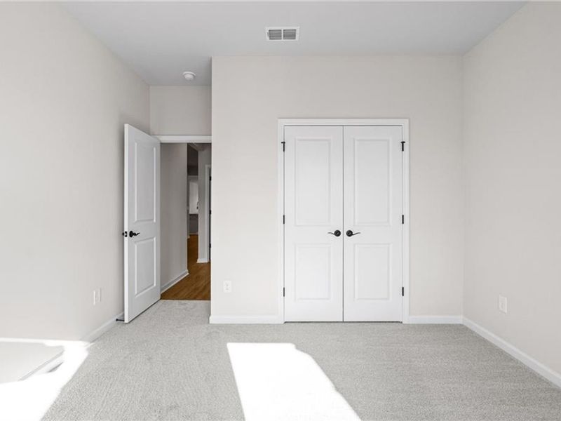 Spacious, unfurnished interior of a new home in Kelly Preserve, Loganville (Image 29).