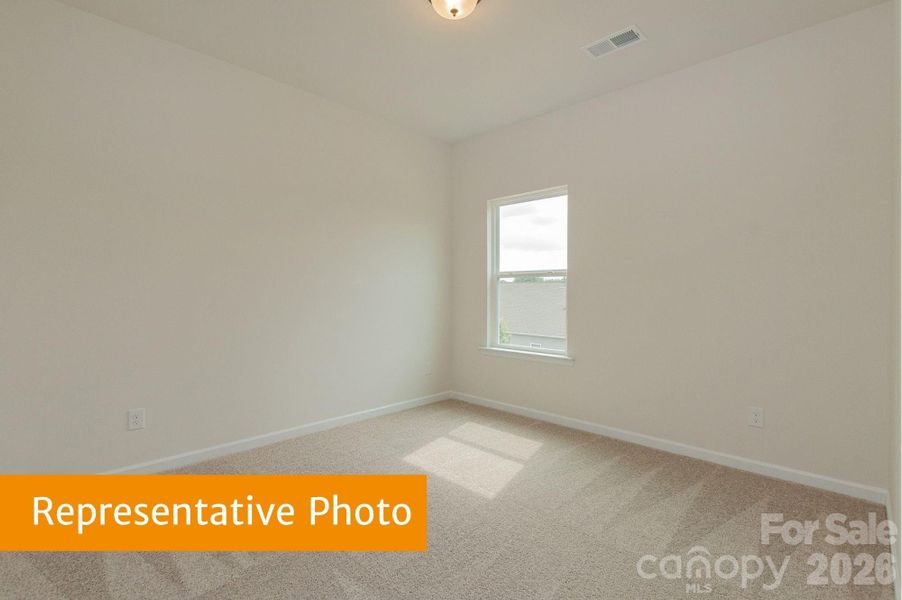 Spacious, unfurnished interior of a new home in Catawba Trace, Catawba (Image 10).