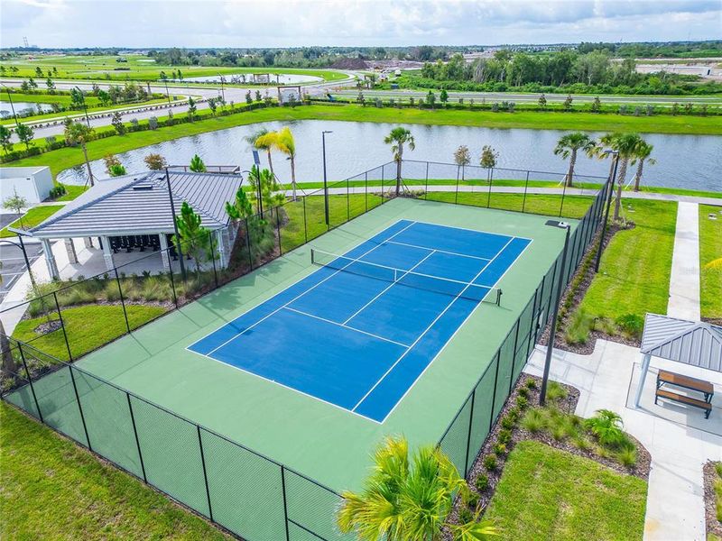 Community amenities in , Parrish (Image 67).