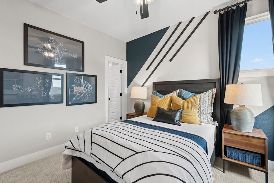 Representative furnished interior of a home built from the Oltorf by Scott Felder Homes in Foxbrook, Cibolo (Image 51).