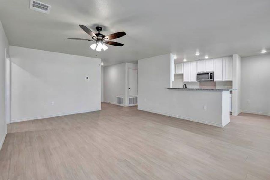 Spacious, unfurnished interior of a new home in , Fort Worth (Image 21).
