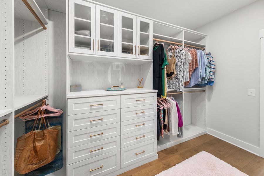 Furnished interior view inside a new home in , Wando (Image 8).