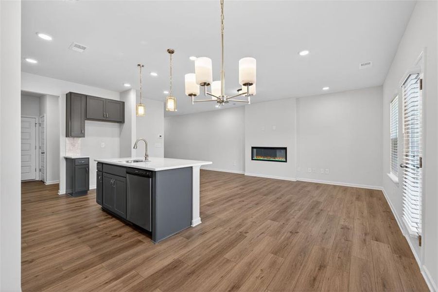 Spacious, unfurnished interior of a new home in Franklin Manor, Lawrenceville (Image 49).