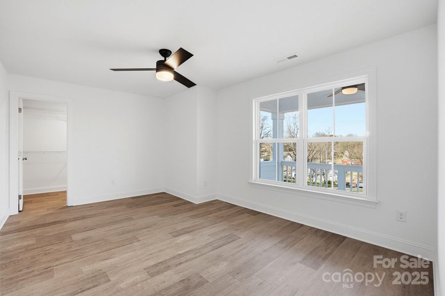 Spacious, unfurnished interior of a new home in , Mooresville (Image 24).