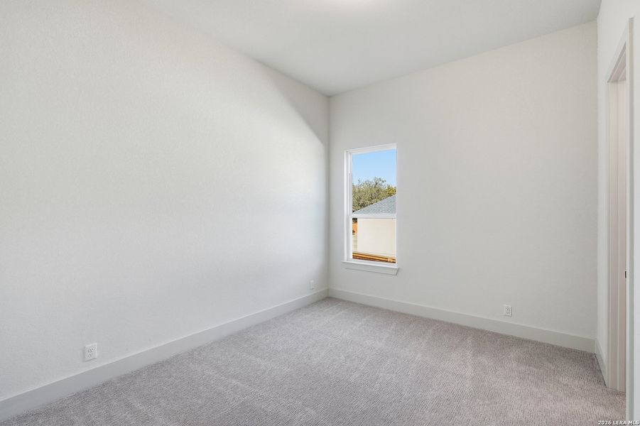 Spacious, unfurnished interior of a new home in Heimer Estates at Garden Ridge, San Antonio (Image 37).