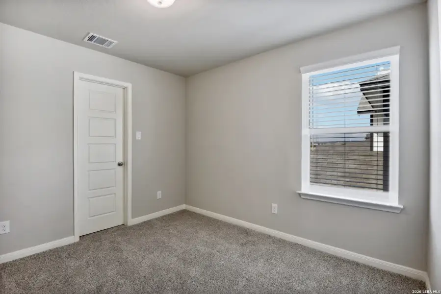 Spacious, unfurnished interior of a new home in Kallison Ranch, San Antonio (Image 15).