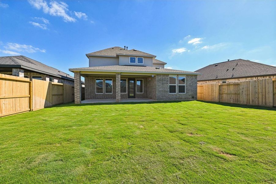 22307 Prickly Pear Backyard