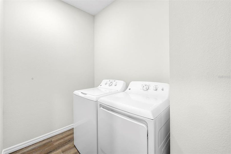 Close-up of interior finishes inside a home in , Weeki Wachee (Image 17).