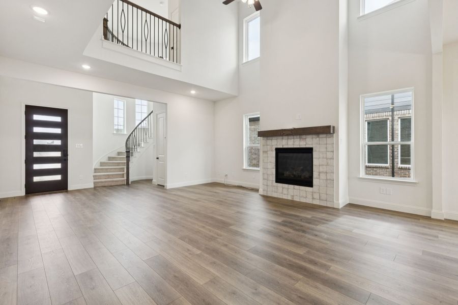 Spacious, unfurnished interior of a new home in Timberbrook, Justin (Image 12). Spacious, unfurnished interior of a new home in Timberbrook, Justin (Image 12).